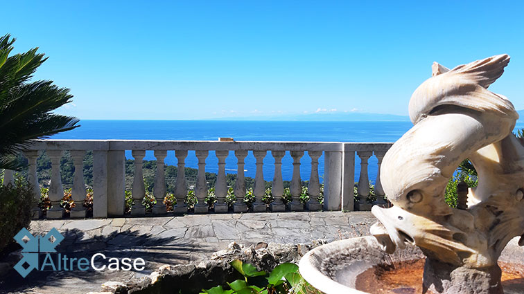 Ruta di Camogli luxury apartment