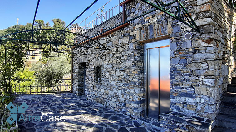 Ruta di Camogli luxury apartment