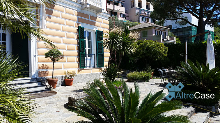 Ruta di Camogli luxury apartment