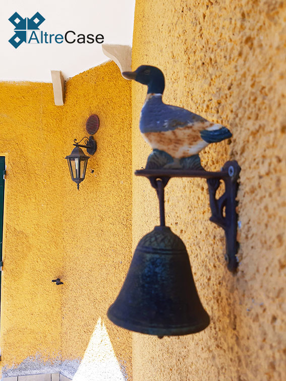 Appartamento in villino con terrazzo