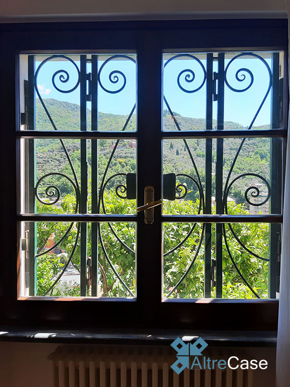 Appartamento in villino con terrazzo