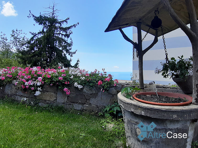 Camogli villetta con giardino e box auto