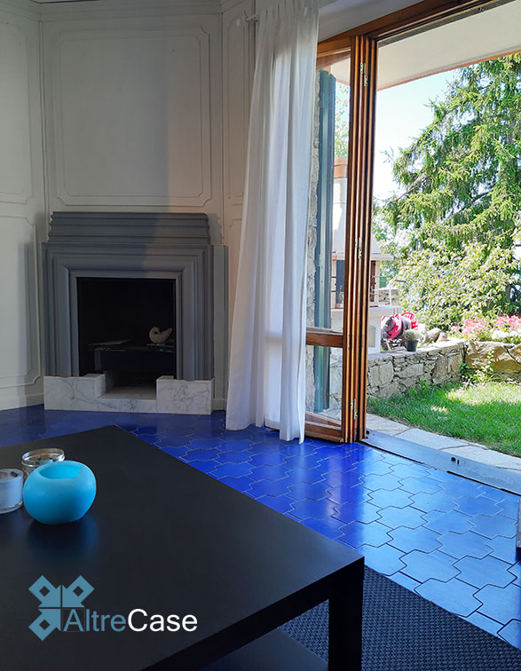 Camogli villetta con giardino e box auto