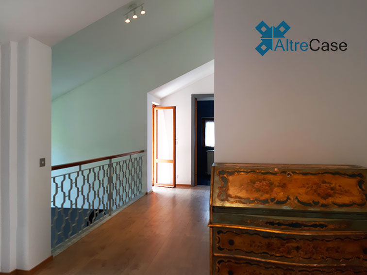 Camogli villetta con giardino e box auto