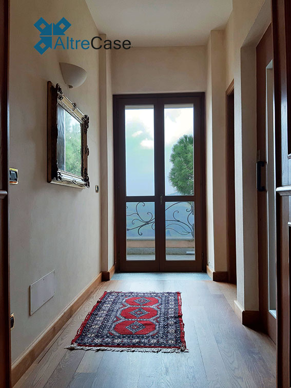 Cremolino Cascina con vigneto