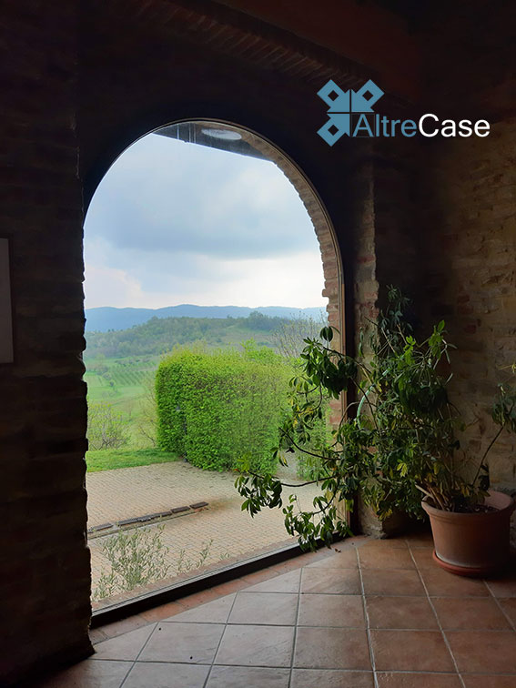 Cremolino Cascina con vigneto