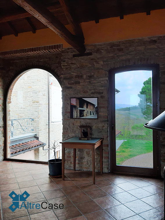 Cremolino Cascina con vigneto