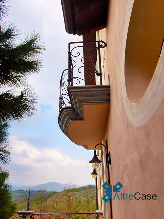 Cremolino Cascina con vigneto