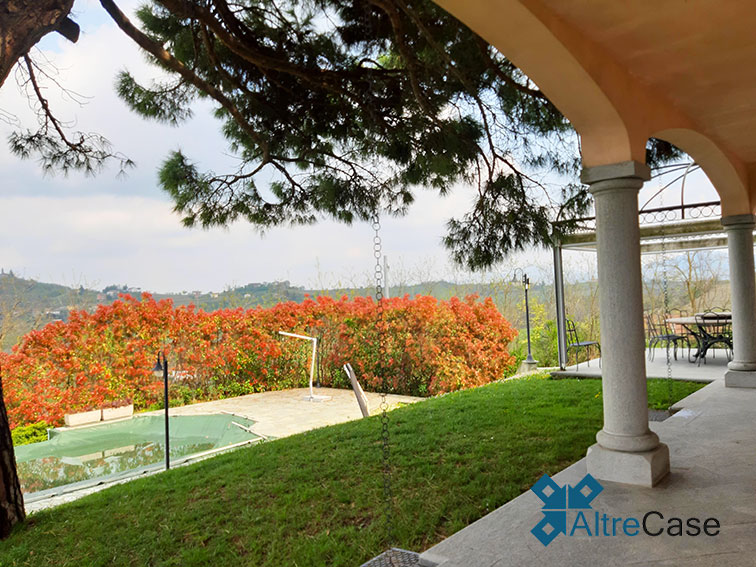 Cremolino Cascina con vigneto