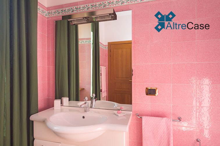 Cremolino Cascina con vigneto