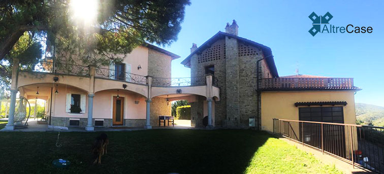 Cremolino Cascina con vigneto