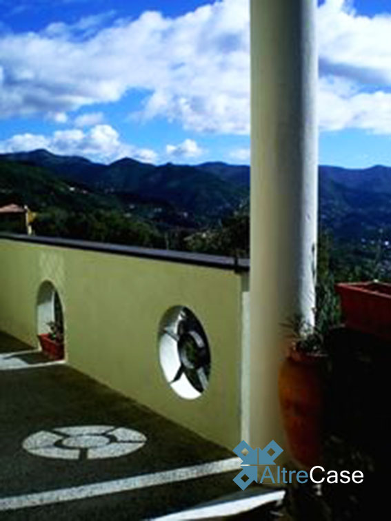 Bellissimo Villino con giardino