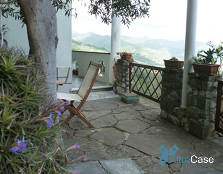 Bellissimo Villino con giardino