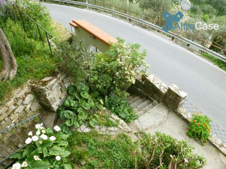 Bellissimo Villino con giardino