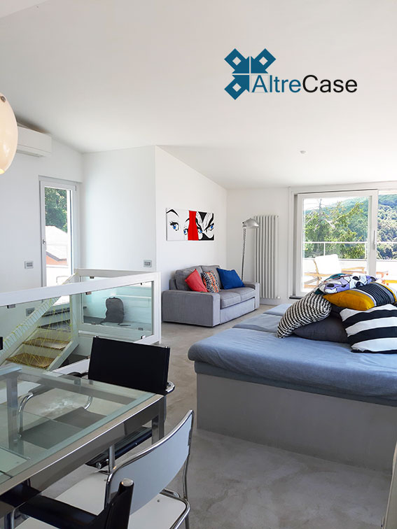 Prestigioso Attico con piscina