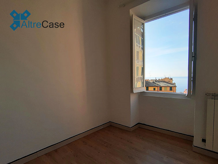 Luminoso appartamento con vista sul porticciolo