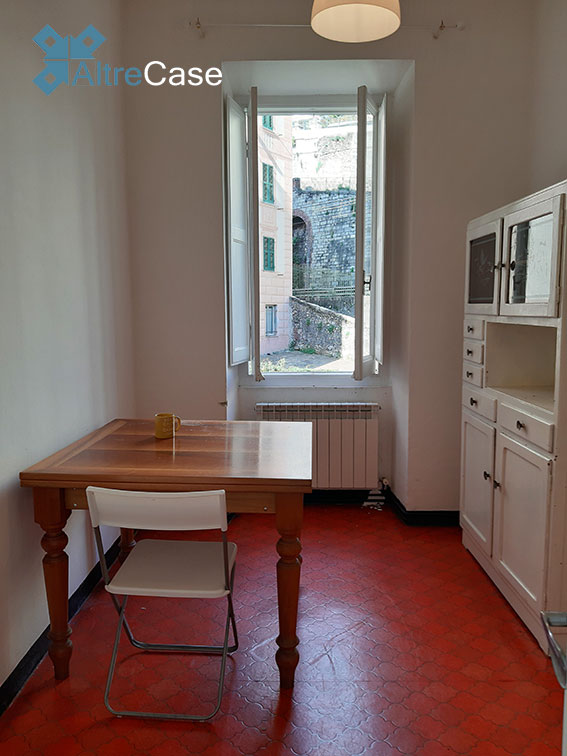 Luminoso appartamento con vista sul porticciolo