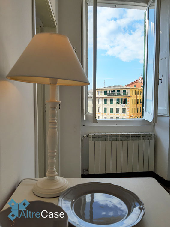 Luminoso appartamento con vista sul porticciolo