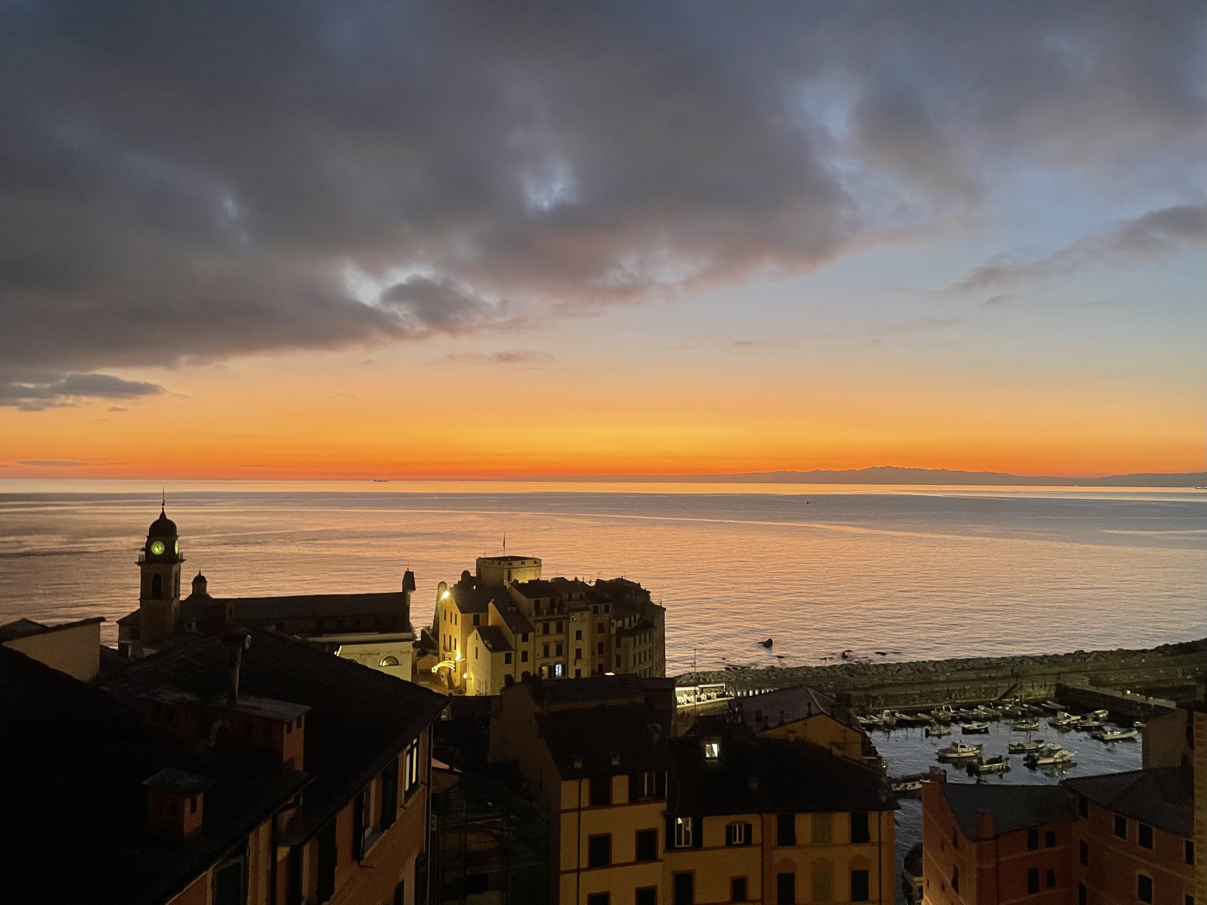 Camogli appartamento con giardino e vista da sogno sul mare