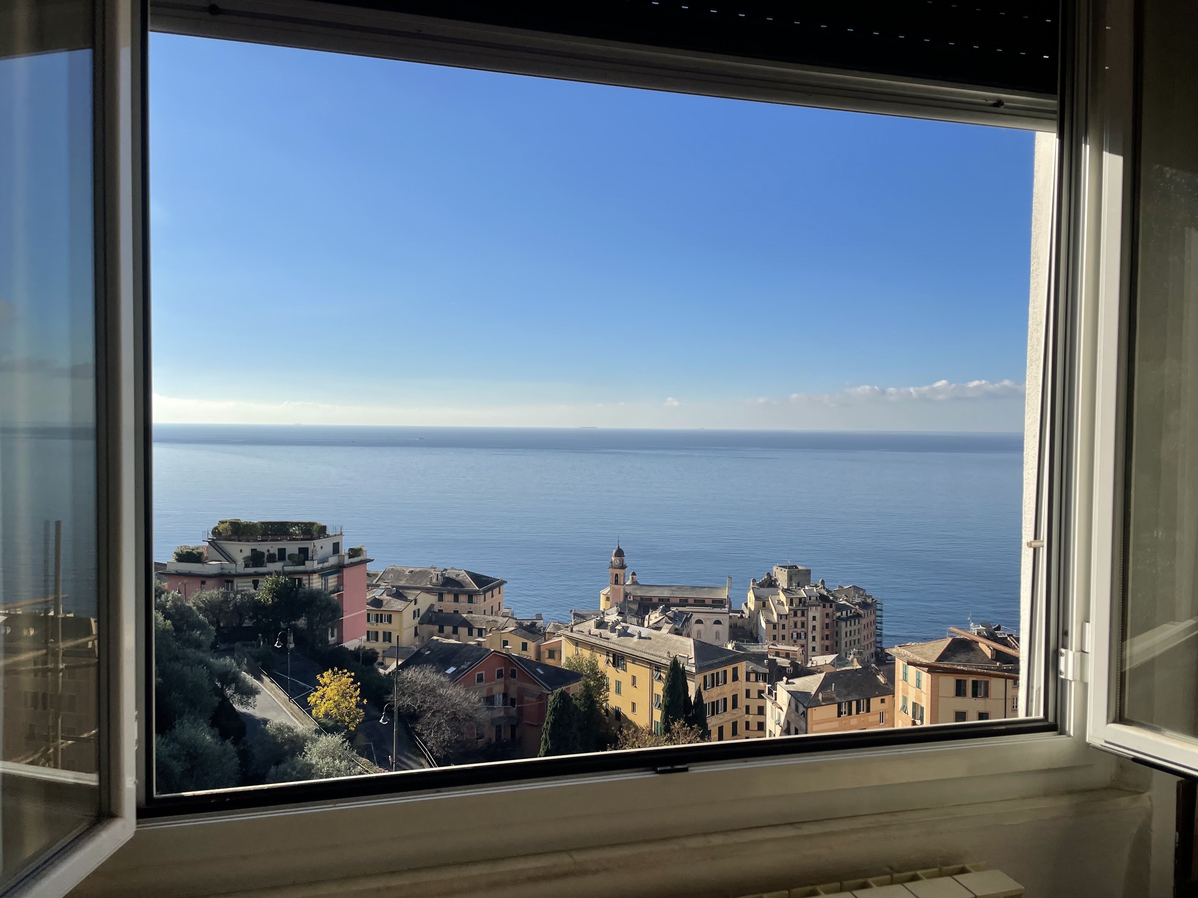 Camogli appartamento con giardino e vista da sogno sul mare