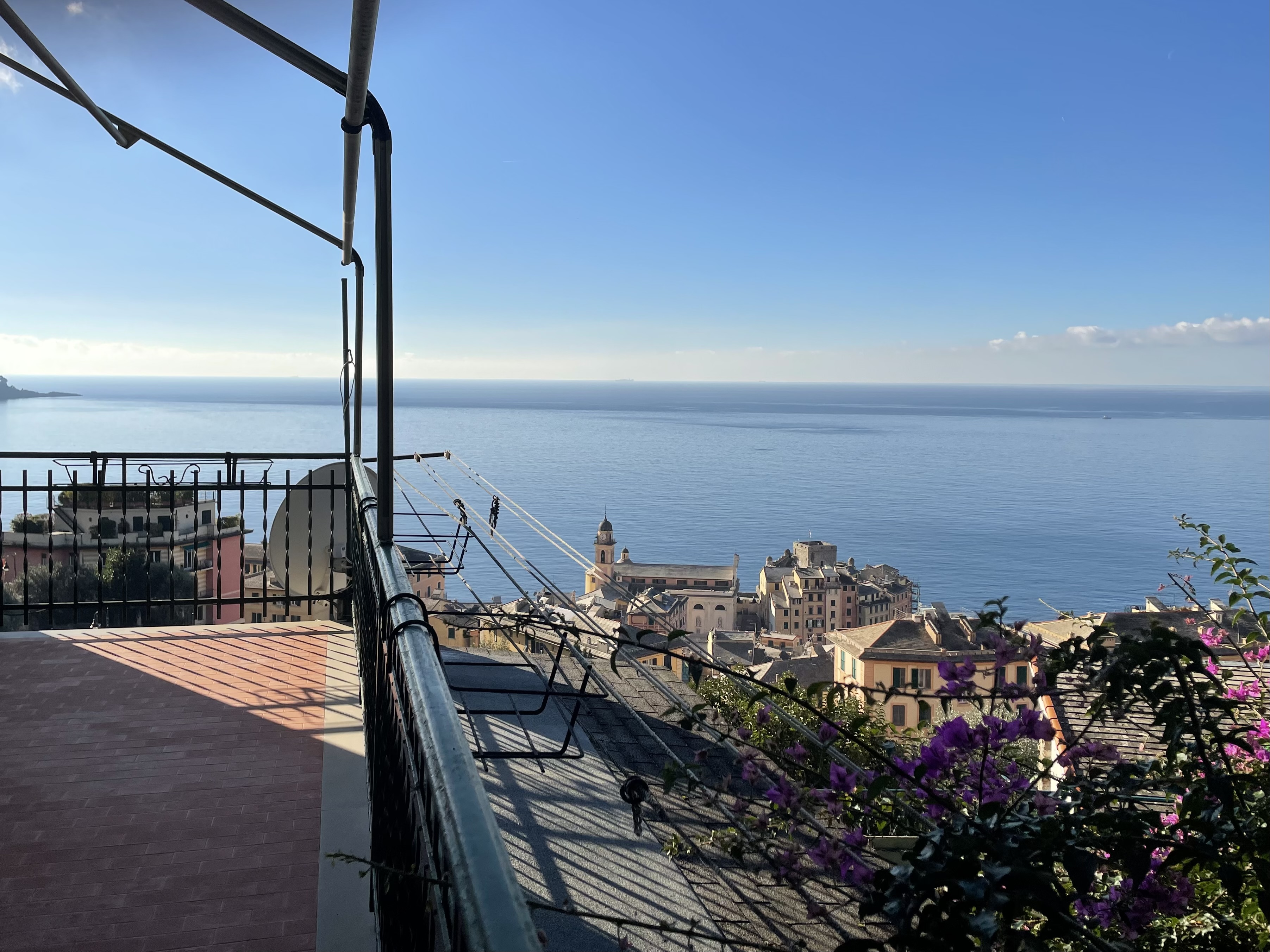 Camogli appartamento con giardino e vista da sogno sul mare