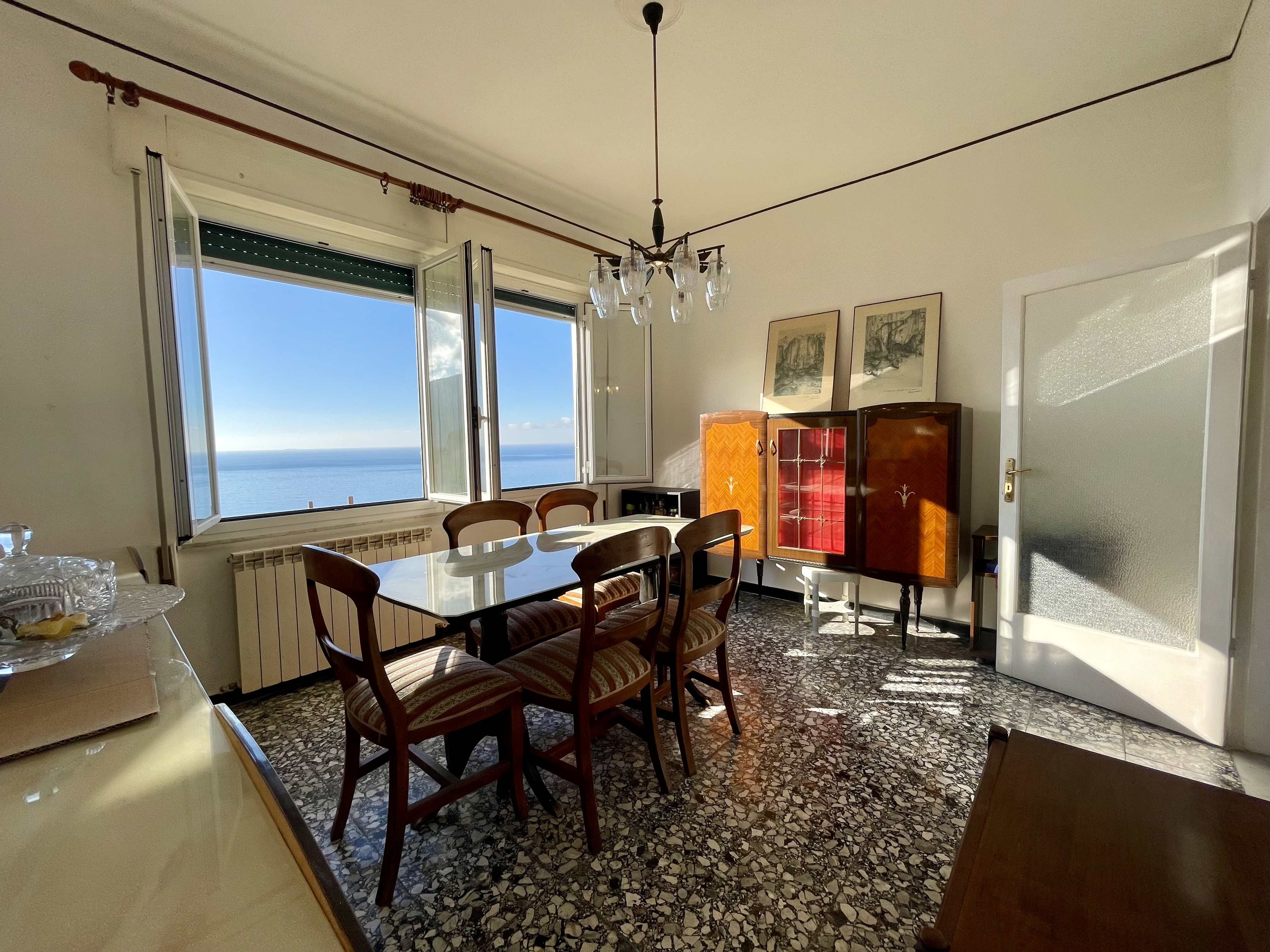 Camogli appartamento con giardino e vista da sogno sul mare