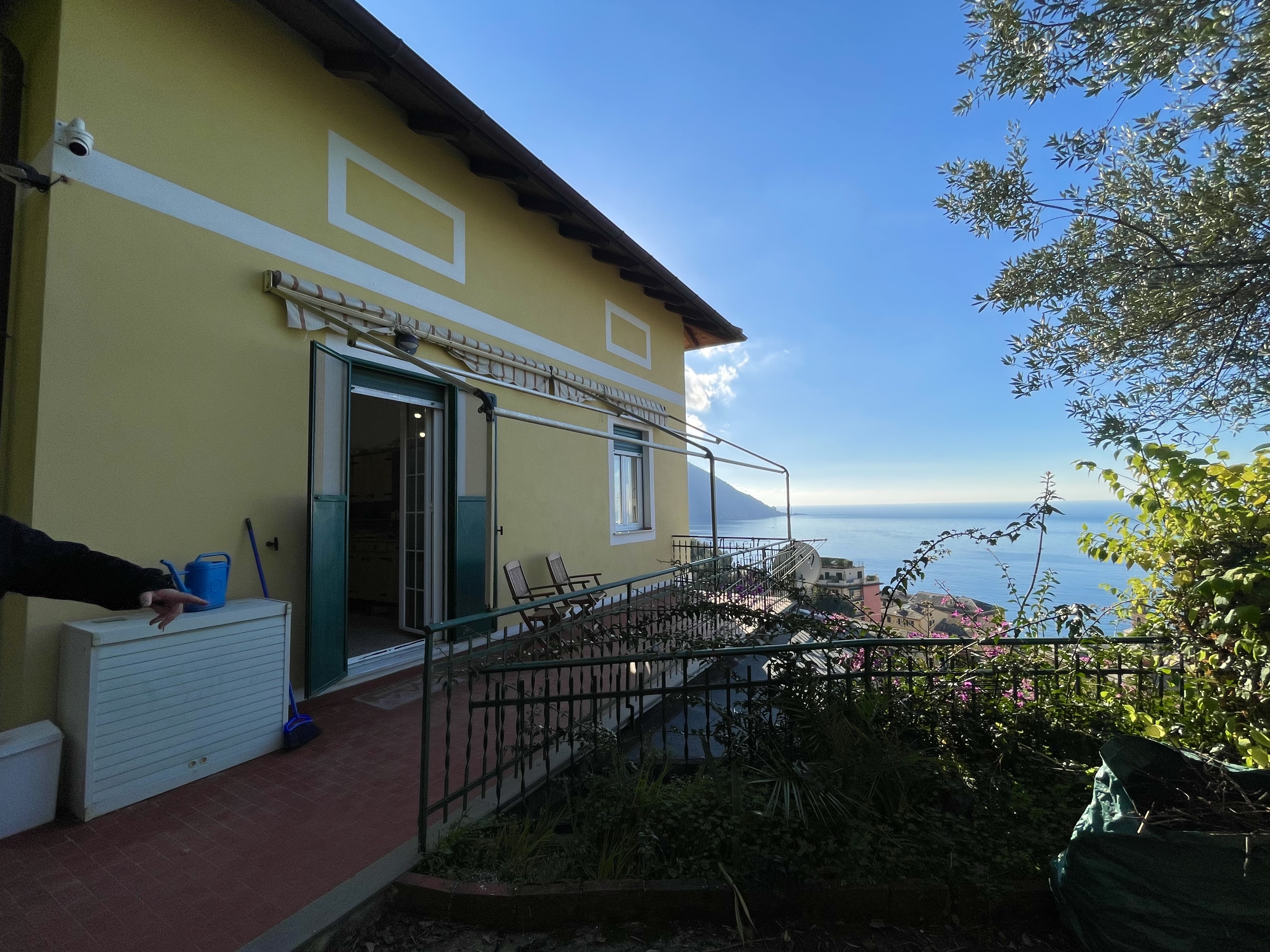Camogli appartamento con giardino e vista da sogno sul mare