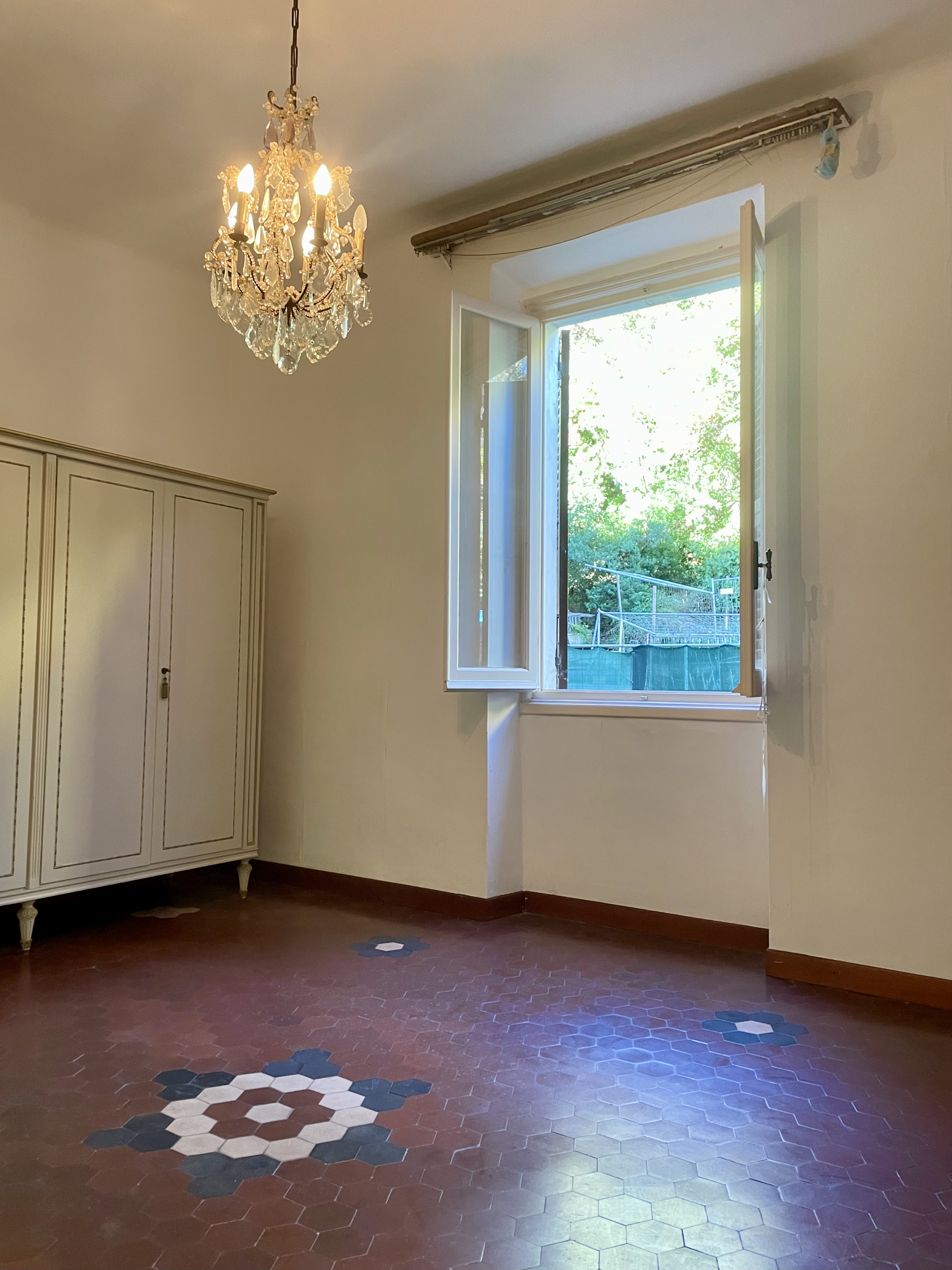 Genova Borgoratti ampio e luminoso appartamento