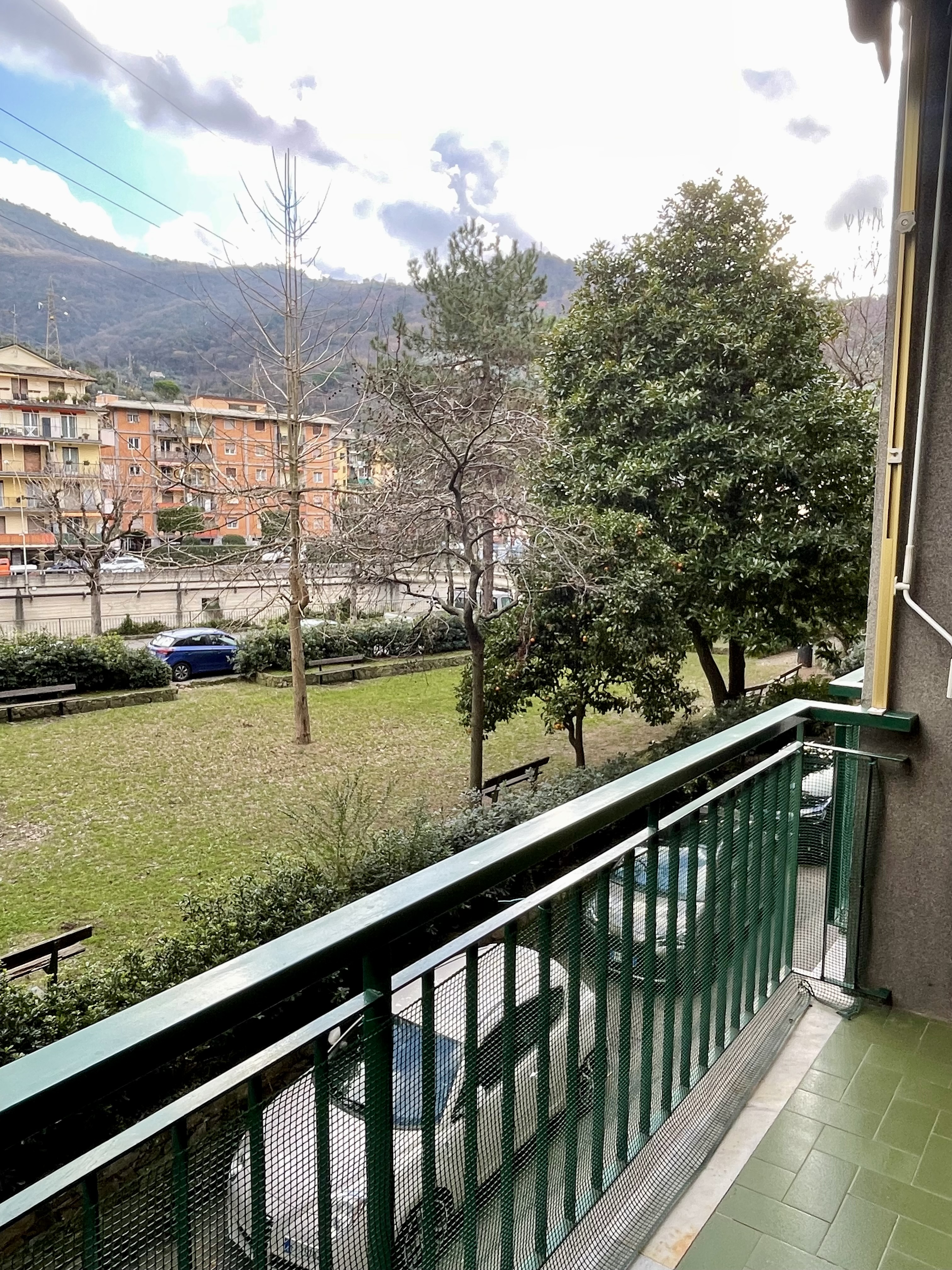 Recco delizioso appartamento con balcone