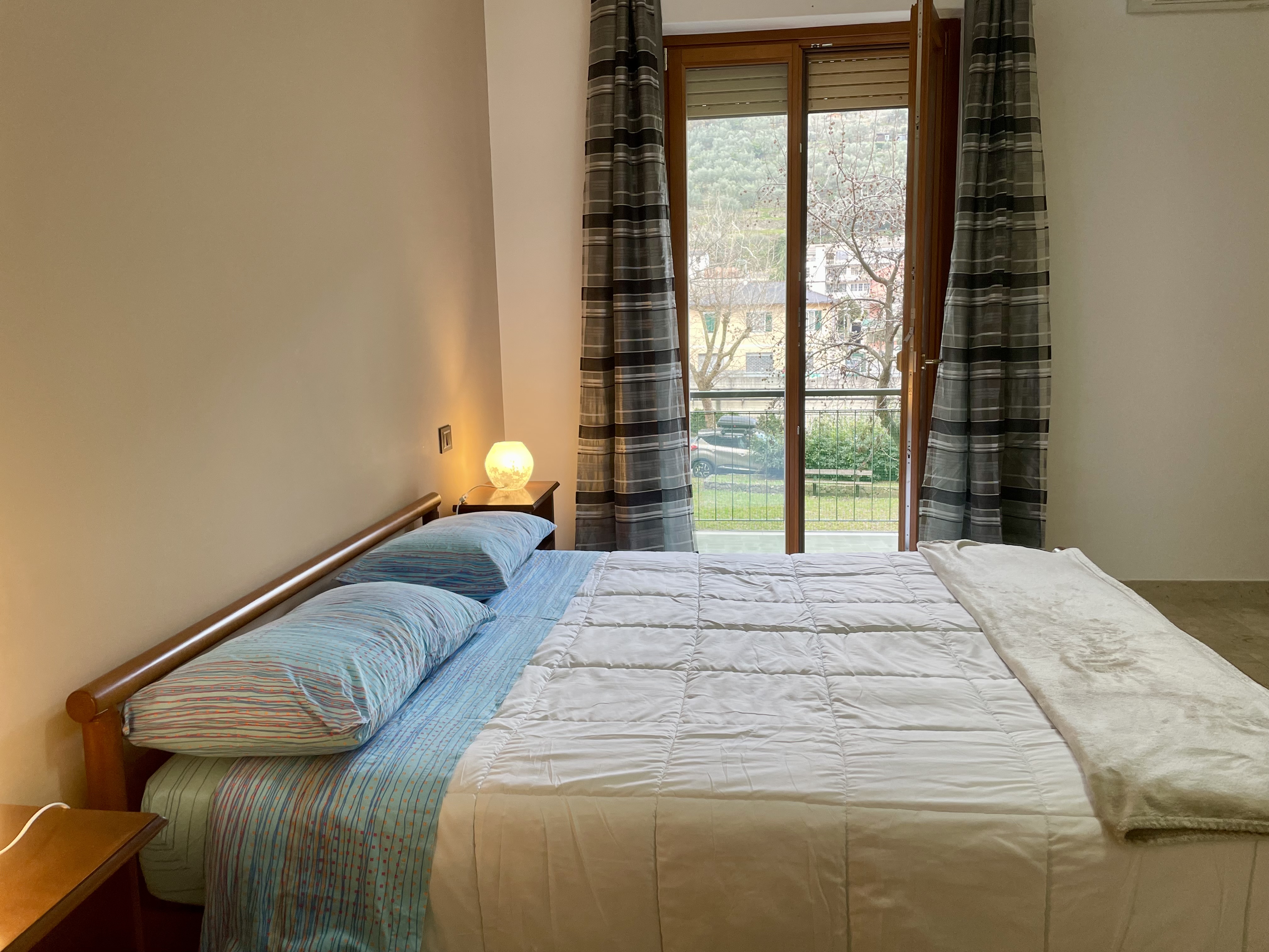 Recco delizioso appartamento con balcone