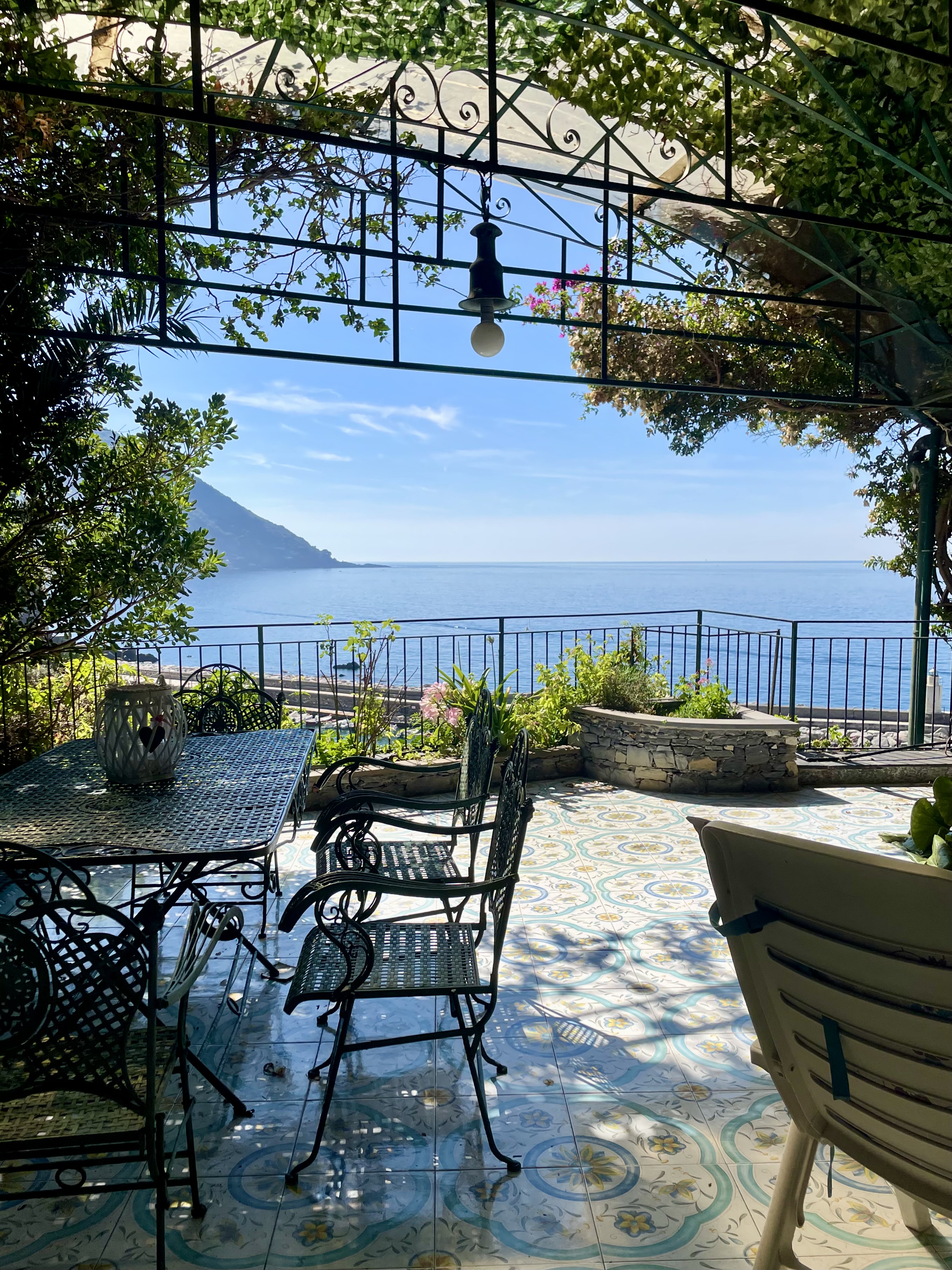 Camogli indimenticabile terrazza a picco sul mare