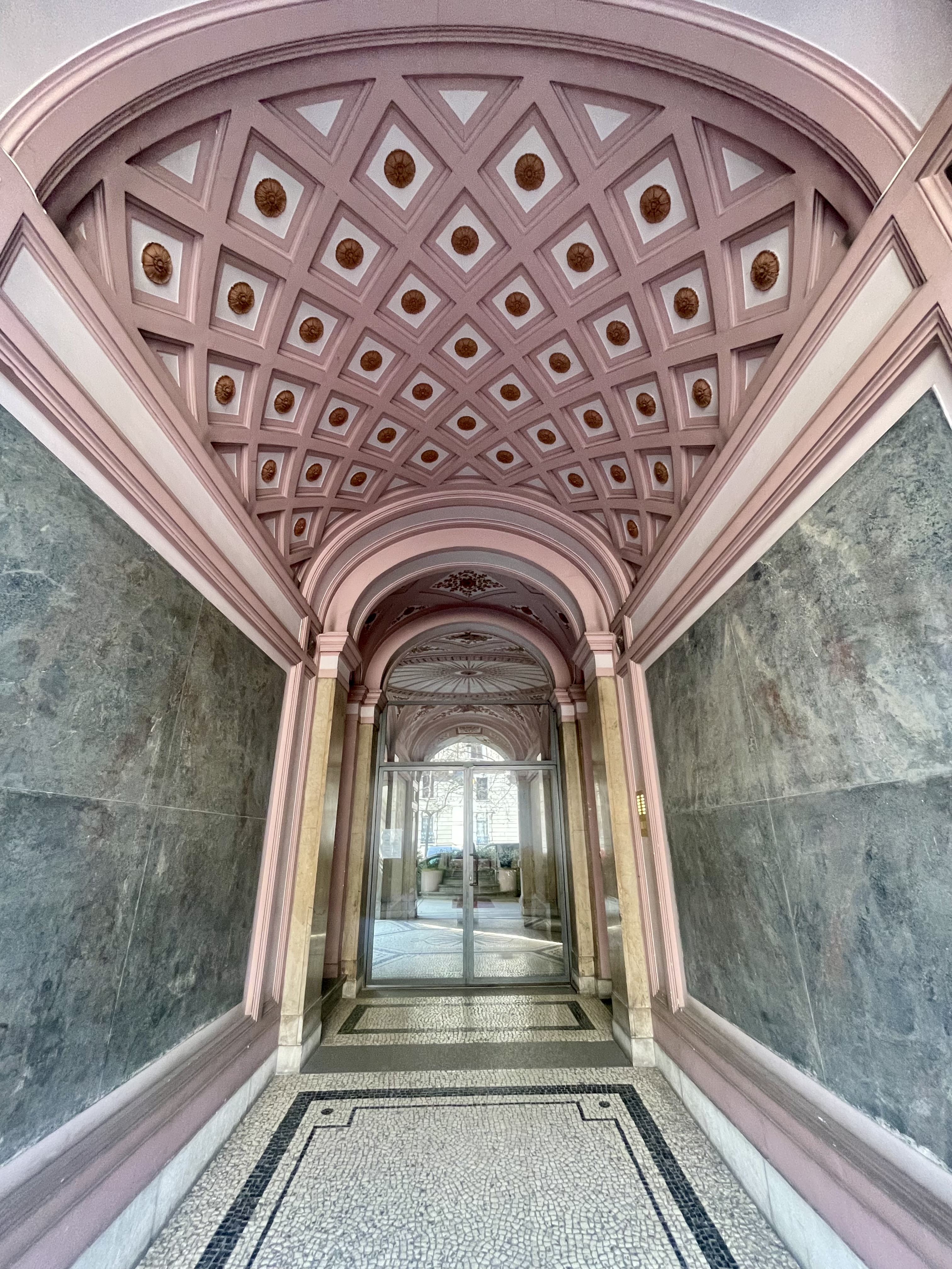 Milano Arco della Pace via Canova