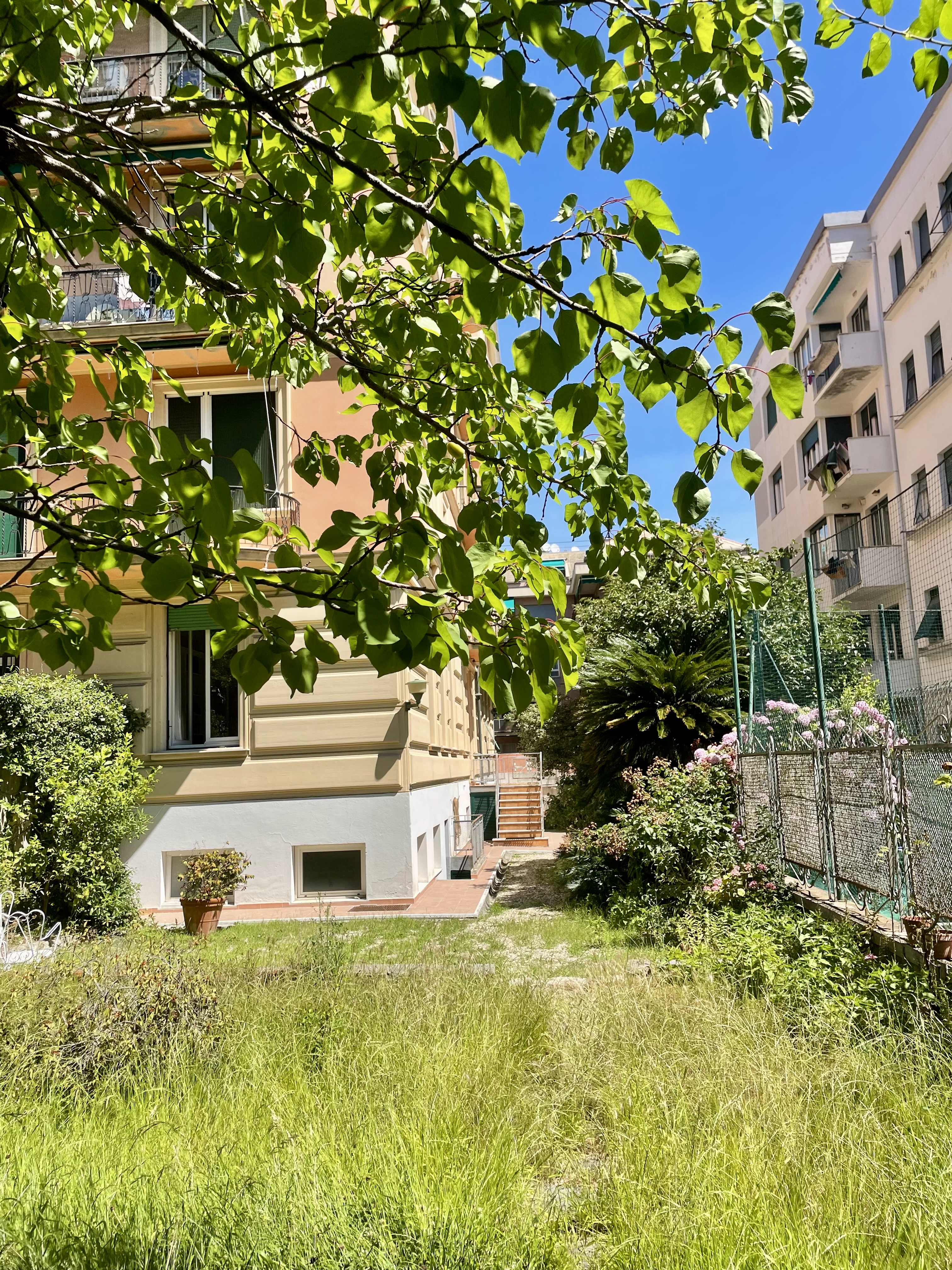 Genova Albaro via Byron